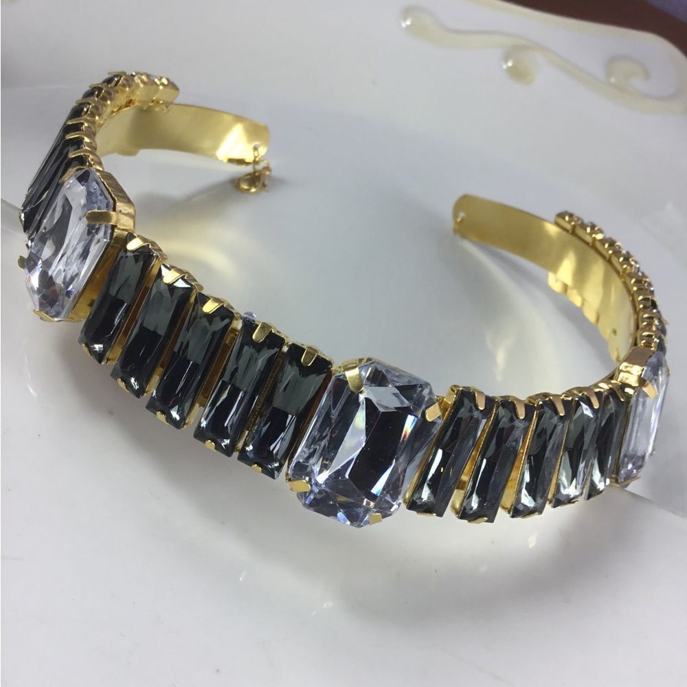 Zara Choker Necklace - Picture 7 of 11